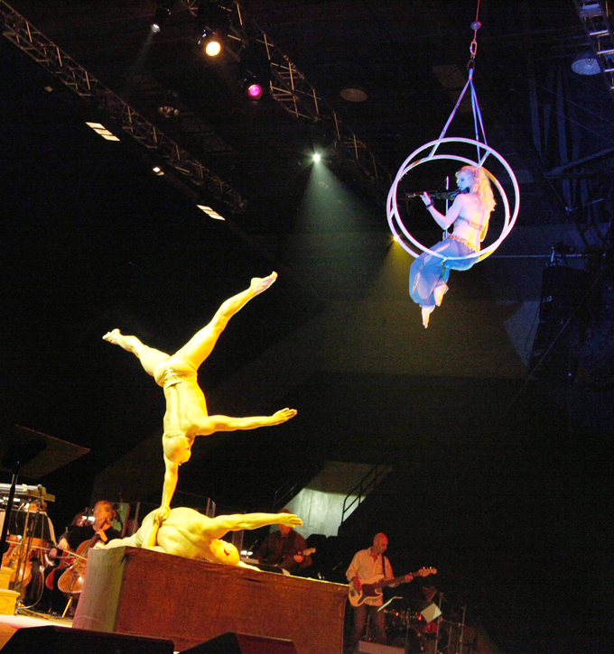 RSO’s Rock Symphony Cirque Serves Up Extraordinary Evening