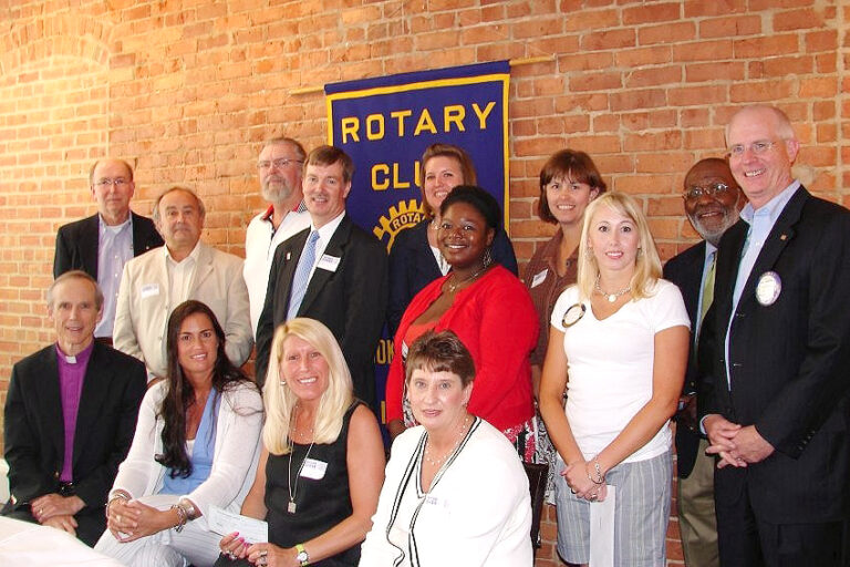 Downtown Rotary Club Makes Donation