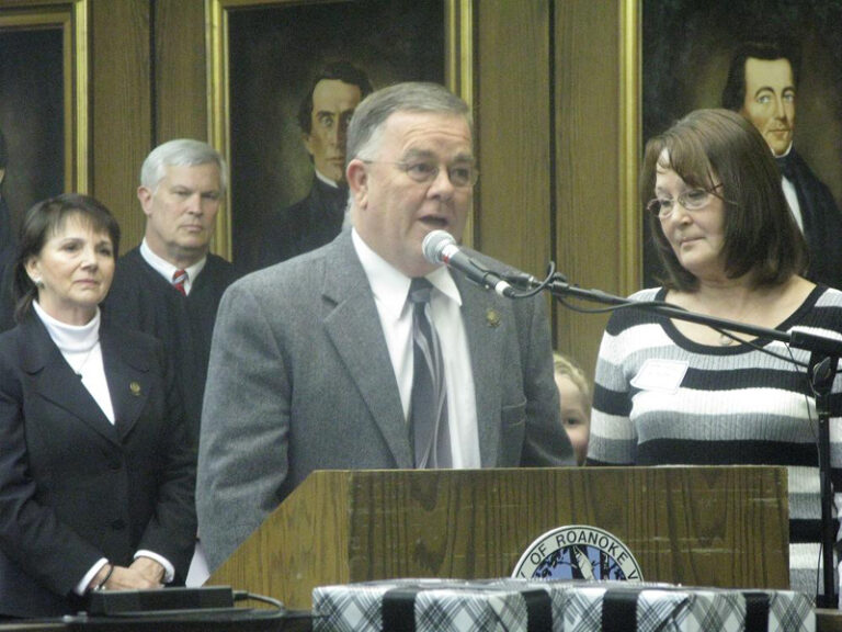 County of Roanoke Holds Investiture Ceremony