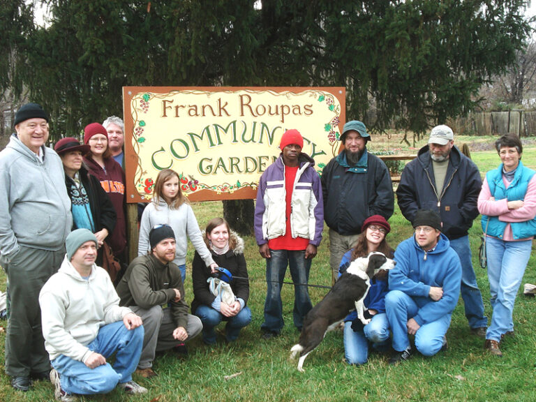 Southeast Dedicates Community Garden