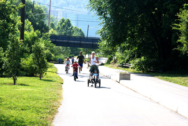 Roanoke Celebrates Greenway