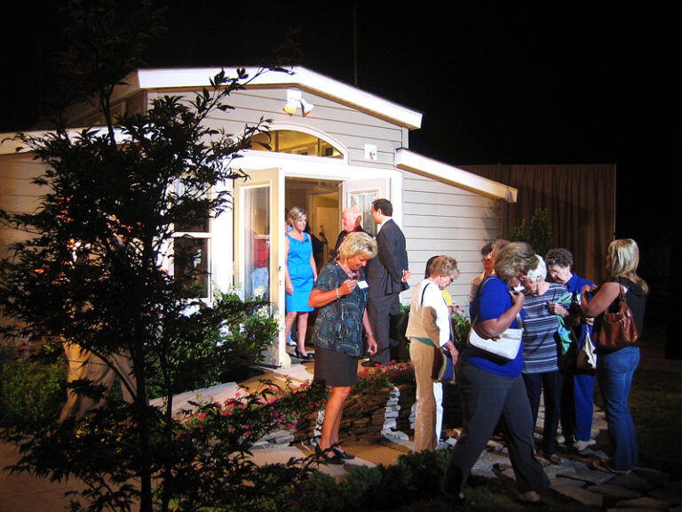 Modular Health Care Makes National Debut in Roanoke