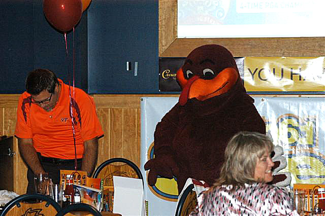 Hokie Voices Pump Up The Volume In Roanoke