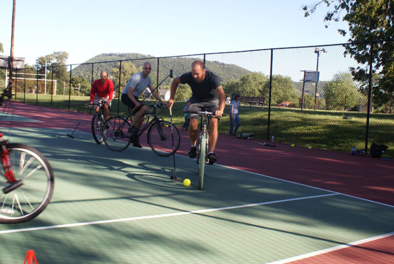 Bike Polo – Roanoke’s Urban Sport of The Future?