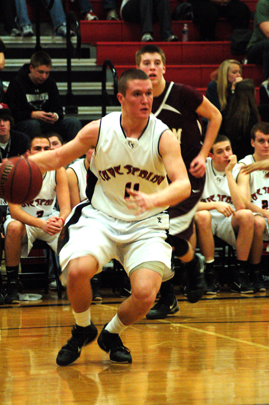 Cave Spring Knocks Off Salem 69-66 in River Ridge Classic