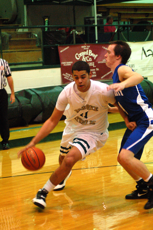 Roanoke Catholic Rolls in 68-35 Win Over Craig County