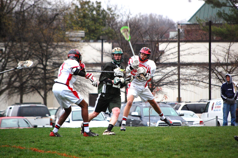 Raiders Sweep Celtics in Lacrosse