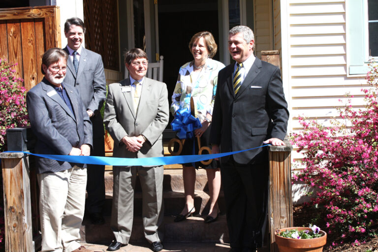 F. Geoffrey Ltd. Holds Ribbon  Cutting in Grandin Village