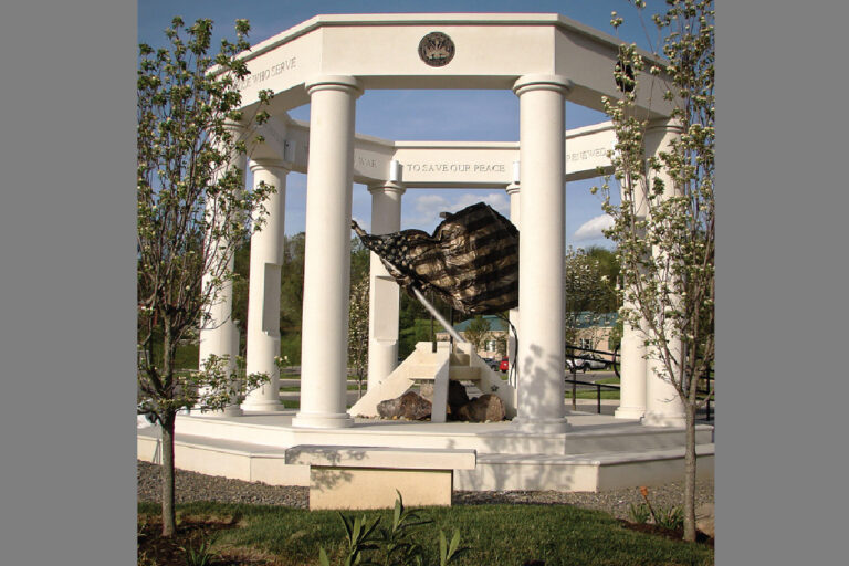 Vinton Monument Debuts