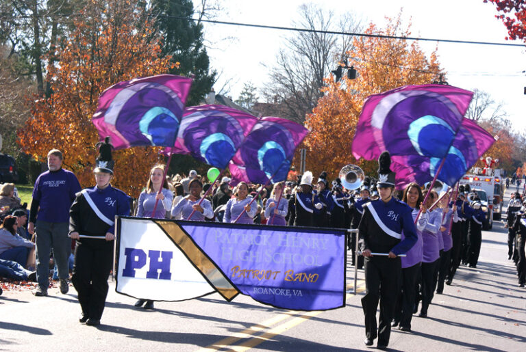 Grandin Parade Kicks Off The Holiday Season