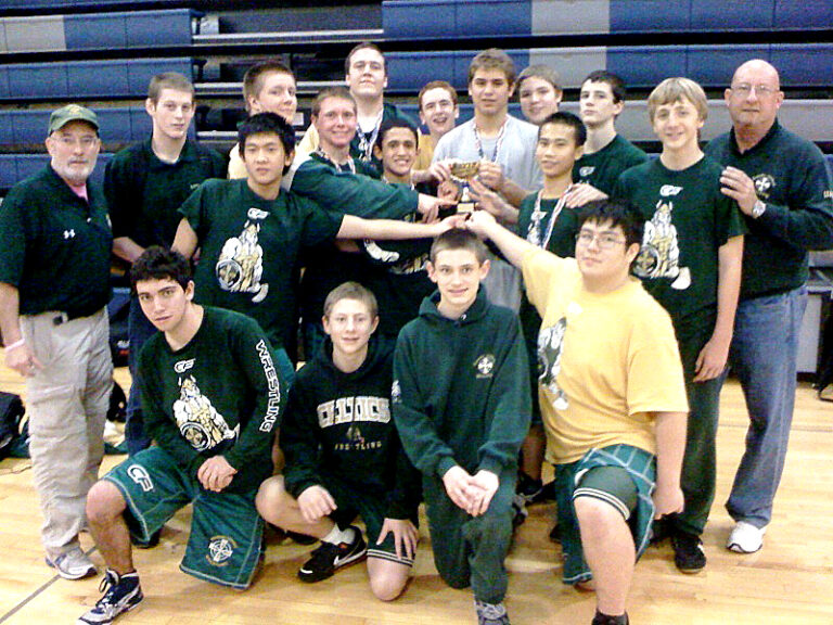 Roanoke Catholic Varsity Wrestling Has Strong December