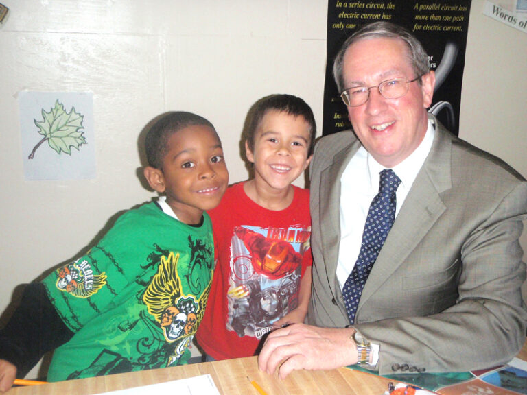 Congressman Goodlatte Visits West End Center for Youth