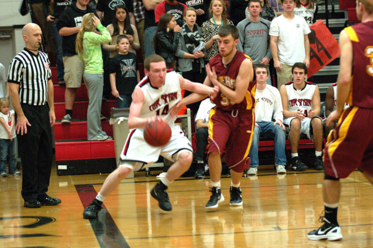 Cave Spring Downs Pulaski 72-43 With Second Half Surge