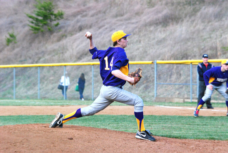 Hidden Valley Takes Down Patrick Henry 13-7 In Baseball Slugfest