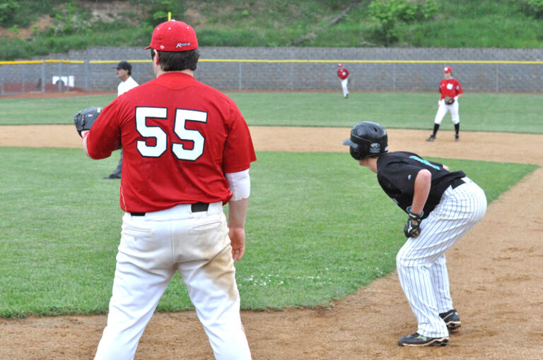 North Cross Tops Miller School in Extras to Advance in VIC Baseball