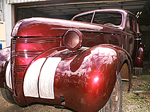 Roanoke Students Transform 1939 Pontiac Into Electric-Powered Vehicle