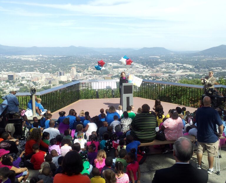 Roanoke Celebrates All-America City Win