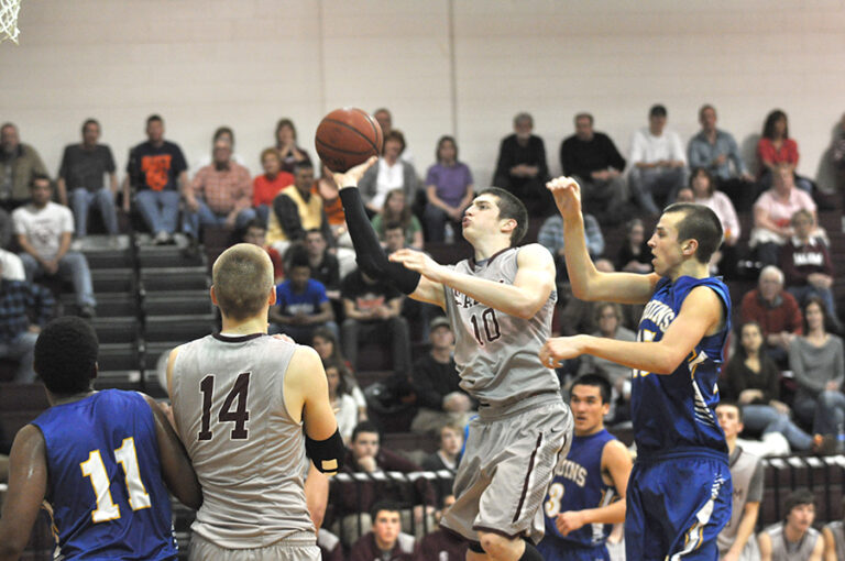 Salem Throttles Blacksburg 79-57 to Capture River Ridge Title