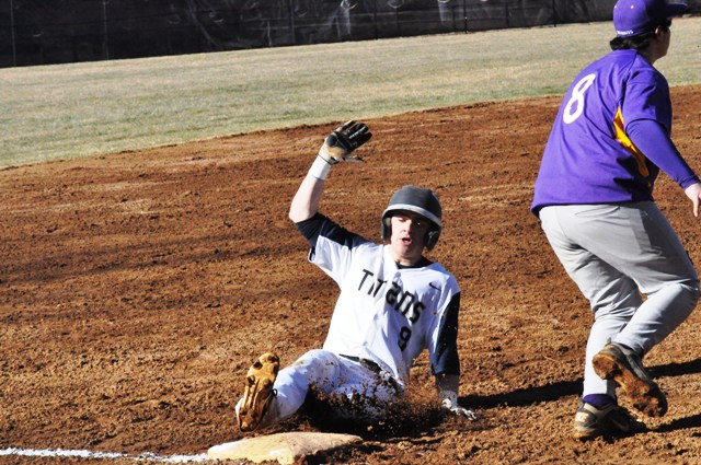 Hidden Valley Upends Patrick Henry 12-0 in Season Opener