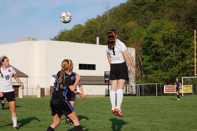North Cross – Eastern Mennonite Battle to 1-1 Tie in Top 2 Matchup