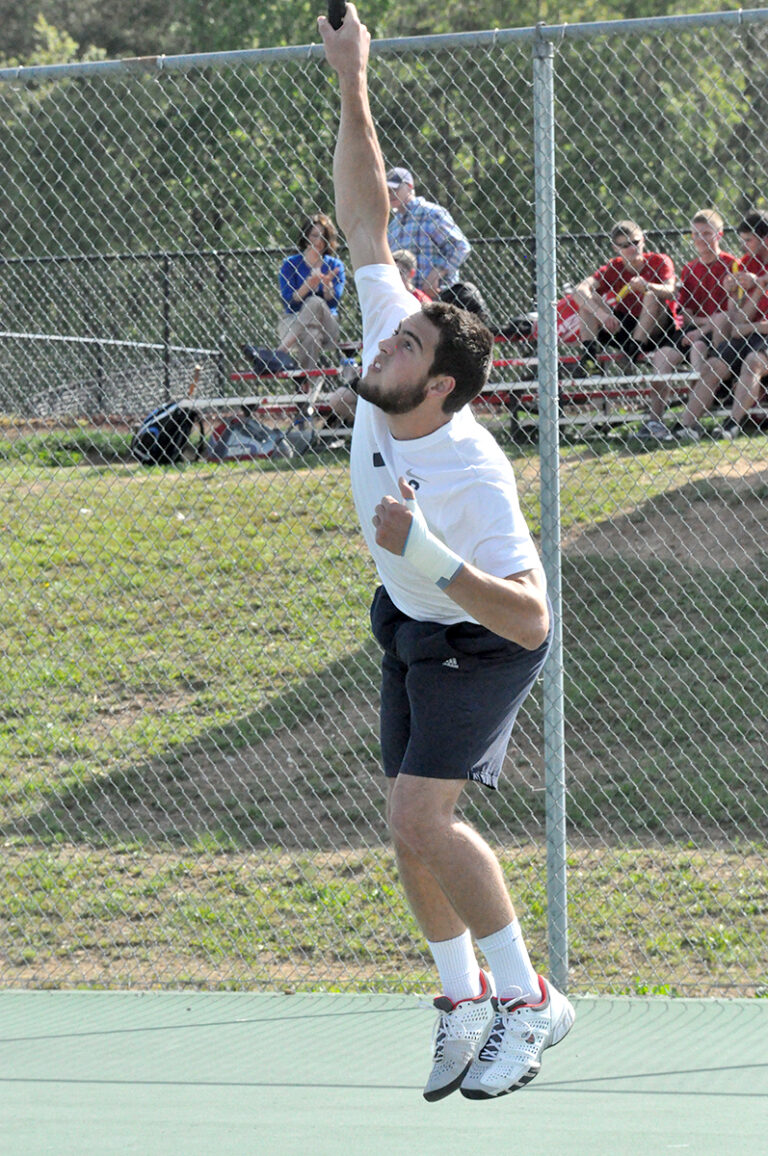 Titan Boys Tennis Stays Perfect with 8-1 Win Over Cave Spring