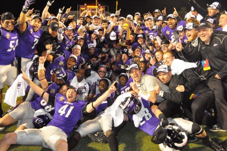 Wisconsin-Whitewater Dominates in 52-14 Stagg Bowl Win