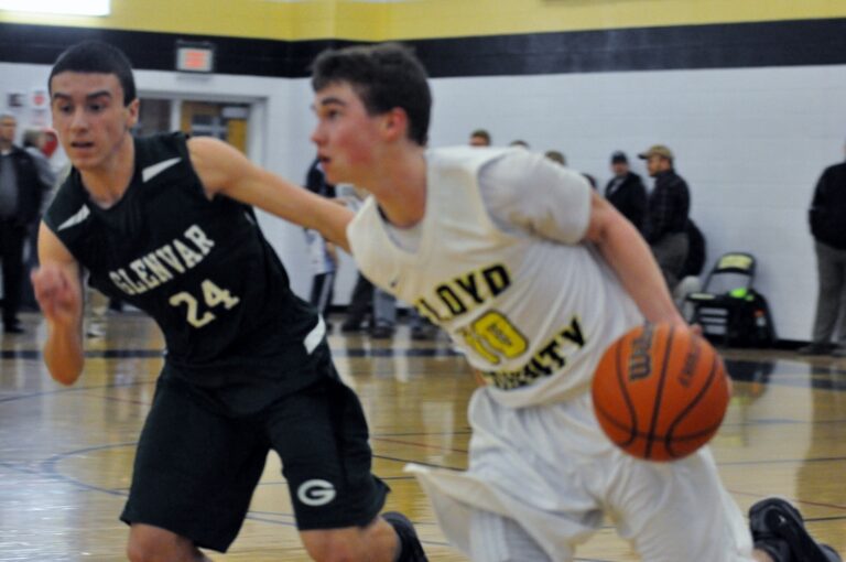 Highlanders Comeback Bid Falls Short in 70-61 Loss to Buffaloes