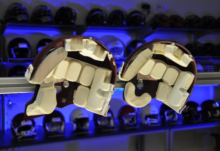 Latest VT Study Finds Dfferences in Concussion Risk Between Football Helmets