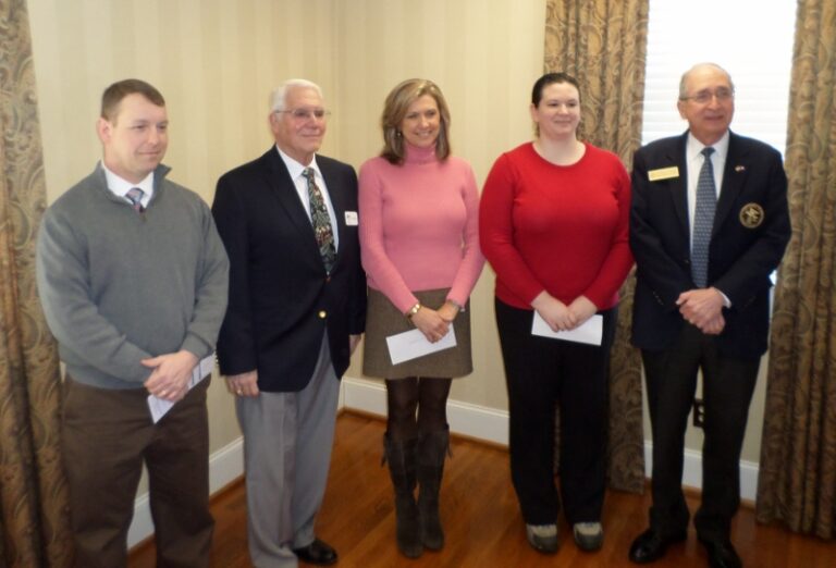 Military Support Organization Hands Out Grants