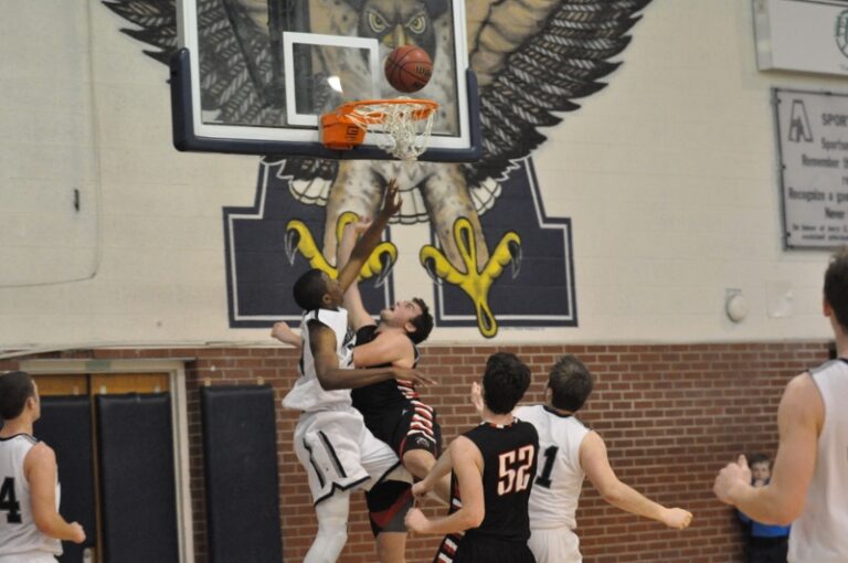 Cave Spring Holds Off Abingdon 72-66 In Conference 32 Championship