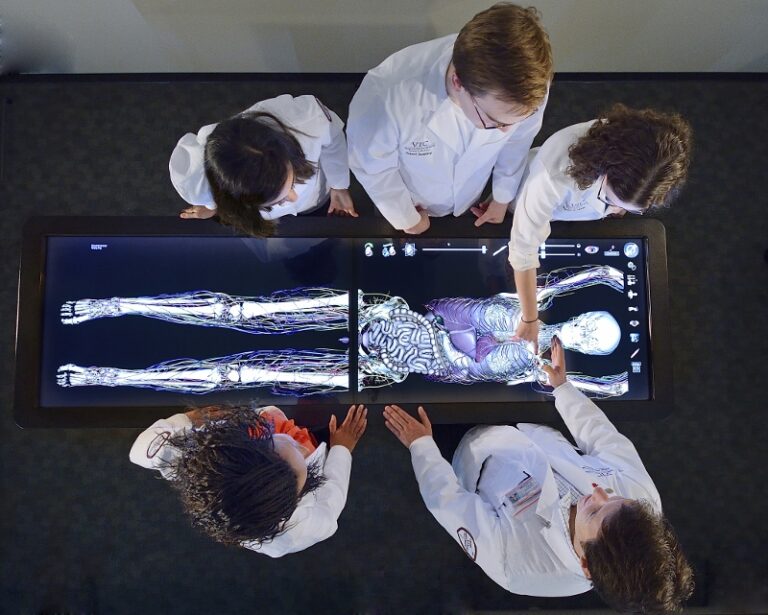 “Mini Medical School” to Offer Behind-The-Scenes Look At VT Carilion Education