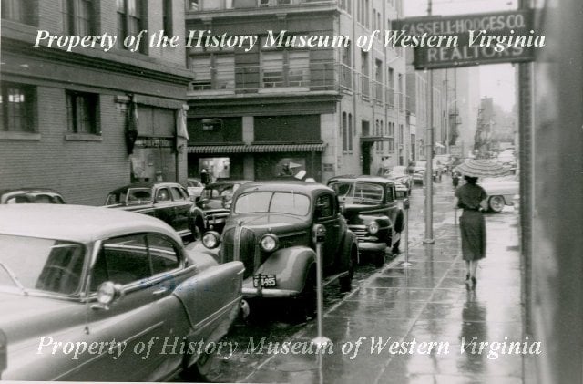 Roanoke Public Libraries Seeks 1940s Photographs for Roanoke History Book