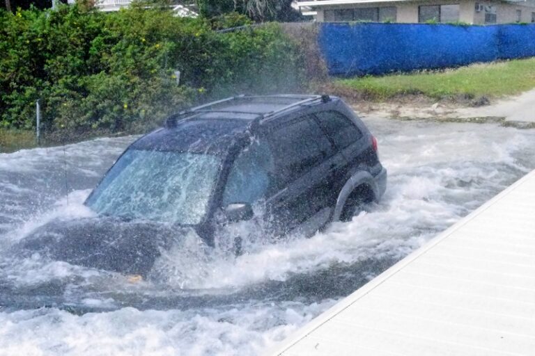 Vehicle Escape Tools Are Lifesavers – In The Right Situation