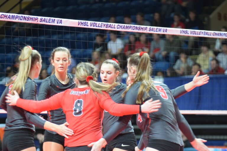 Botetourt Completes 3-Peat With Class 3 State Volleyball Title