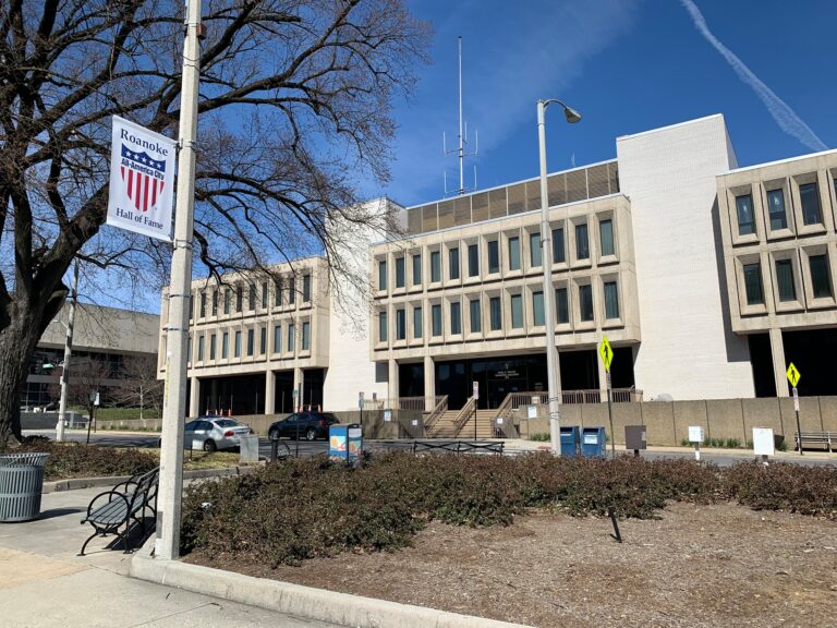 Roanoke City Council Appoints New City Manager