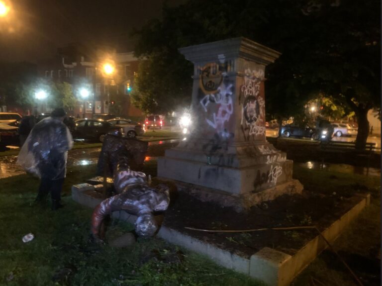 Confederate Howitzer Monument Torn Down on VCU Campus