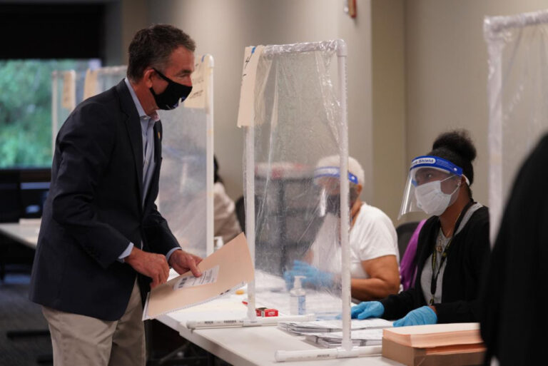 Virginia Early Voting Nears 200,000 in First Week