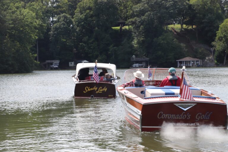 Antique and Classic Boat Society Welcomes Fall Like Weather