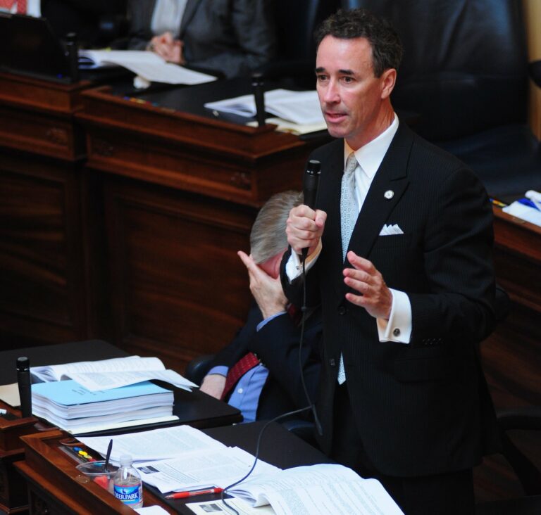 House Kills Bill Requiring Hazard Pay for Essential Employees