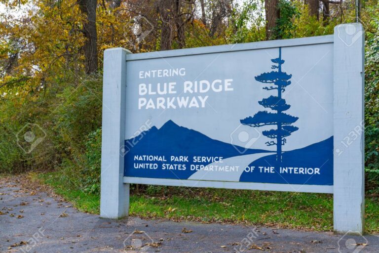 Missing Person Search Underway on The Blue Ridge Parkway