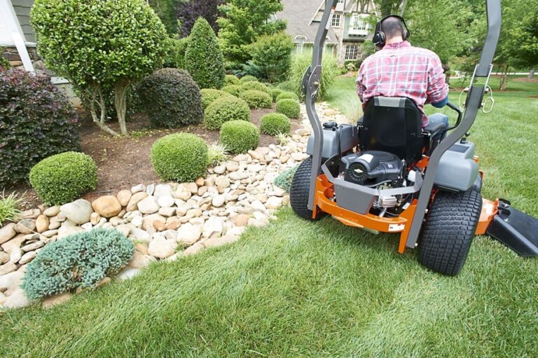 Spring Lawn Equipment: Get Ready for Backyarding in High Style This Year