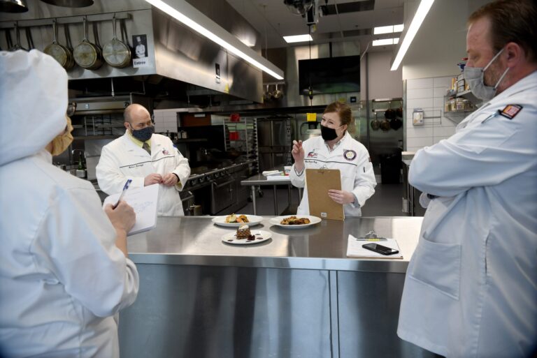 VA Western Al Pollard Culinary Arts Program Hosts First Culinary Arts Salon