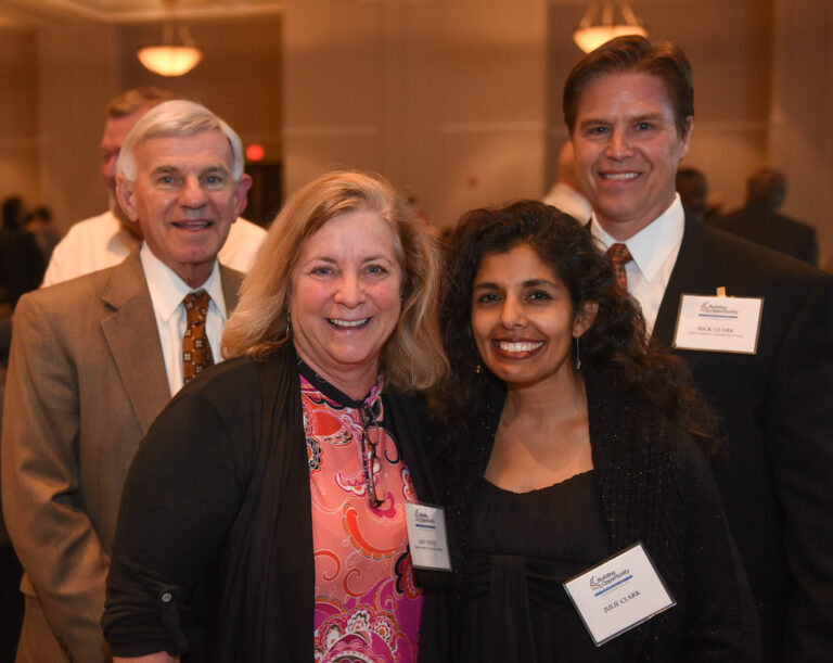 VA Western Engineering Professor Receives 2022 Chancellor’s Award 