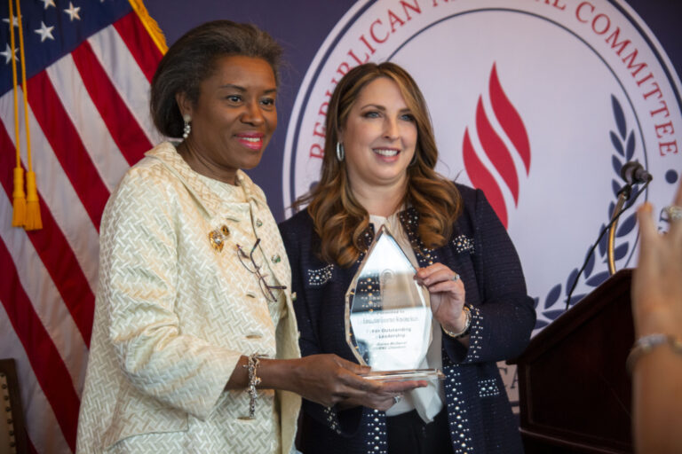 LG Winsome Earle-Sears Signs Amicus Curiae for Fair Student Admissions