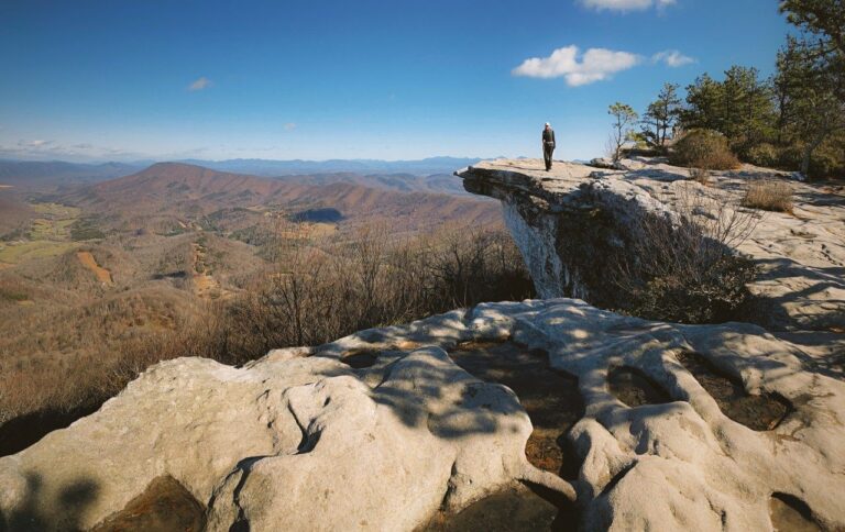 Hiker Tech Use Raising Concerns on Appalachian Trail