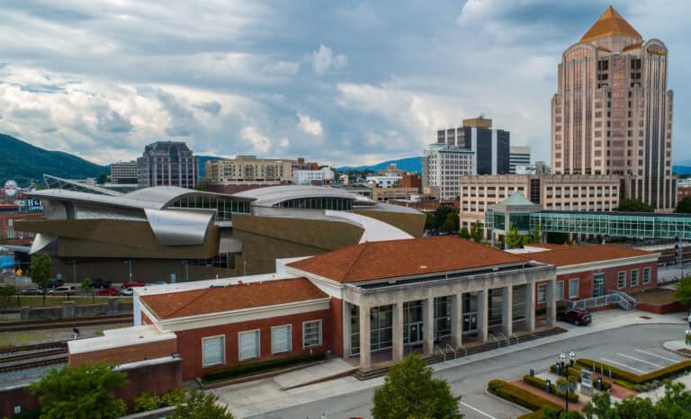 Last Saturdays of May, June, July Free at the Roanoke History & O. Winston Link Museums