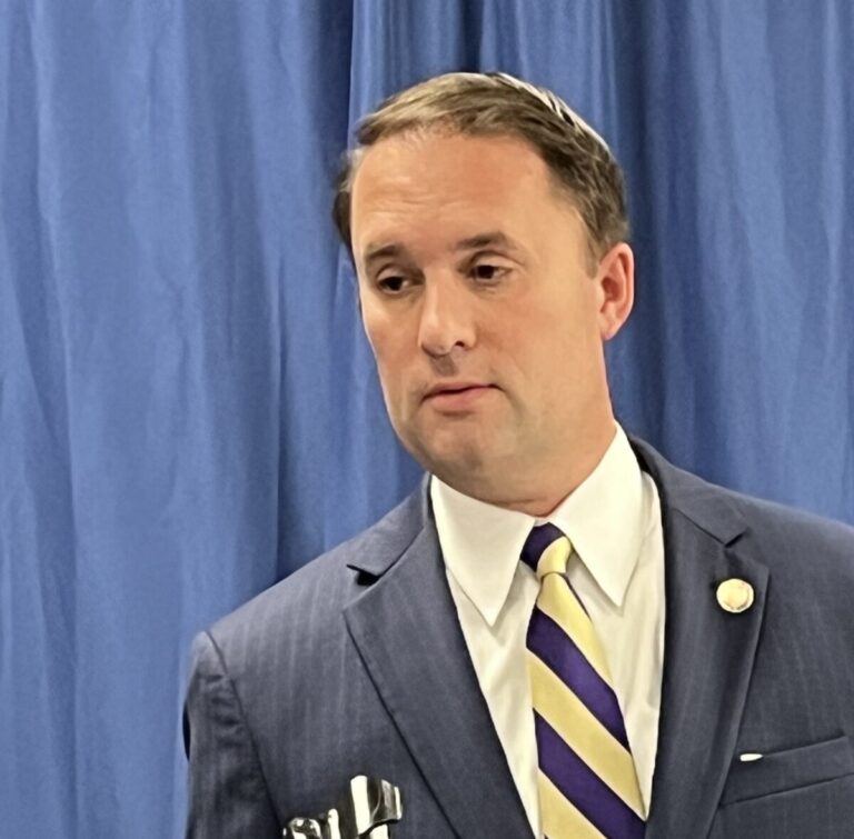 AG Miyares Visits Salem, Excoriates Roanoke College For “Utter Travesty” Against Women Swimmers